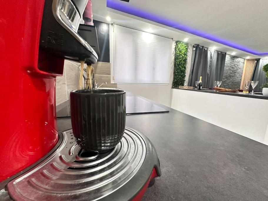 E Servagnat T3 Luxe Avec Sauna Jacuzzi Et Hammam Épernay Dış mekan fotoğraf