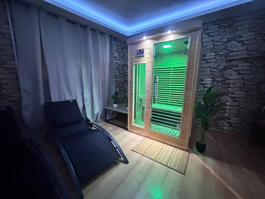 E Servagnat T3 Luxe Avec Sauna Jacuzzi Et Hammam Épernay Dış mekan fotoğraf